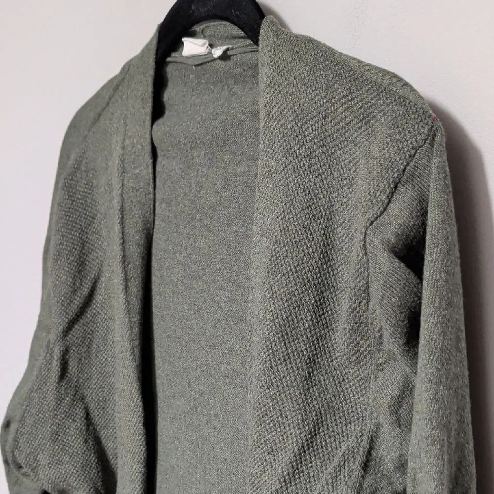 Chic Green Open Front Cardigan - Picture 4 of 7